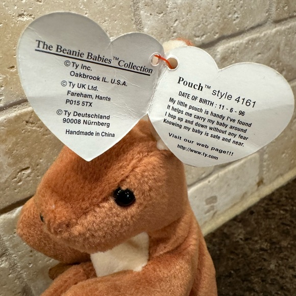 Ty Beanie Kangaroo “ Pouch “ DOB 11-6-96 With Baby - Picture 5 of 7